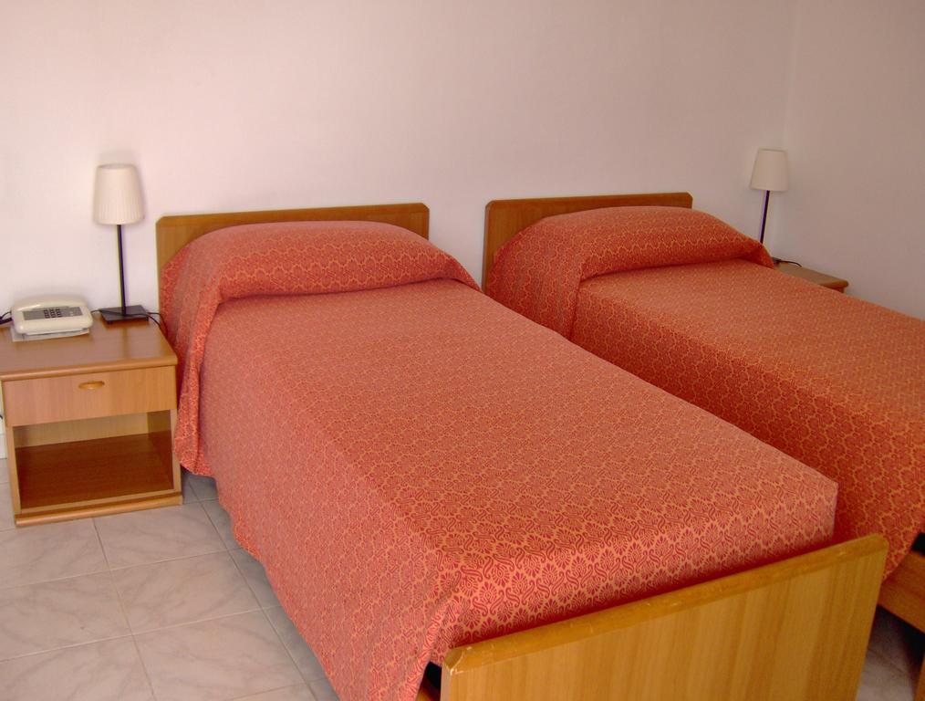 Hotel Svizzero Sangineto Szoba fotó