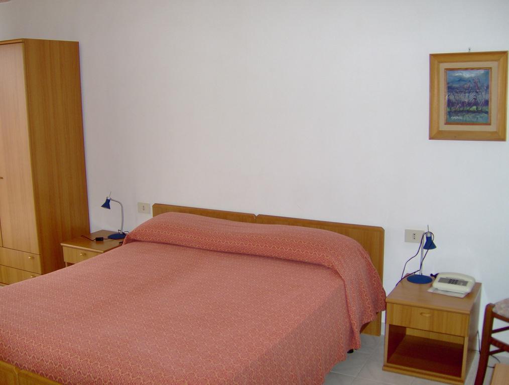 Hotel Svizzero Sangineto Szoba fotó
