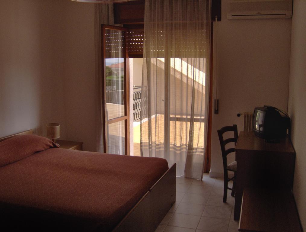 Hotel Svizzero Sangineto Szoba fotó