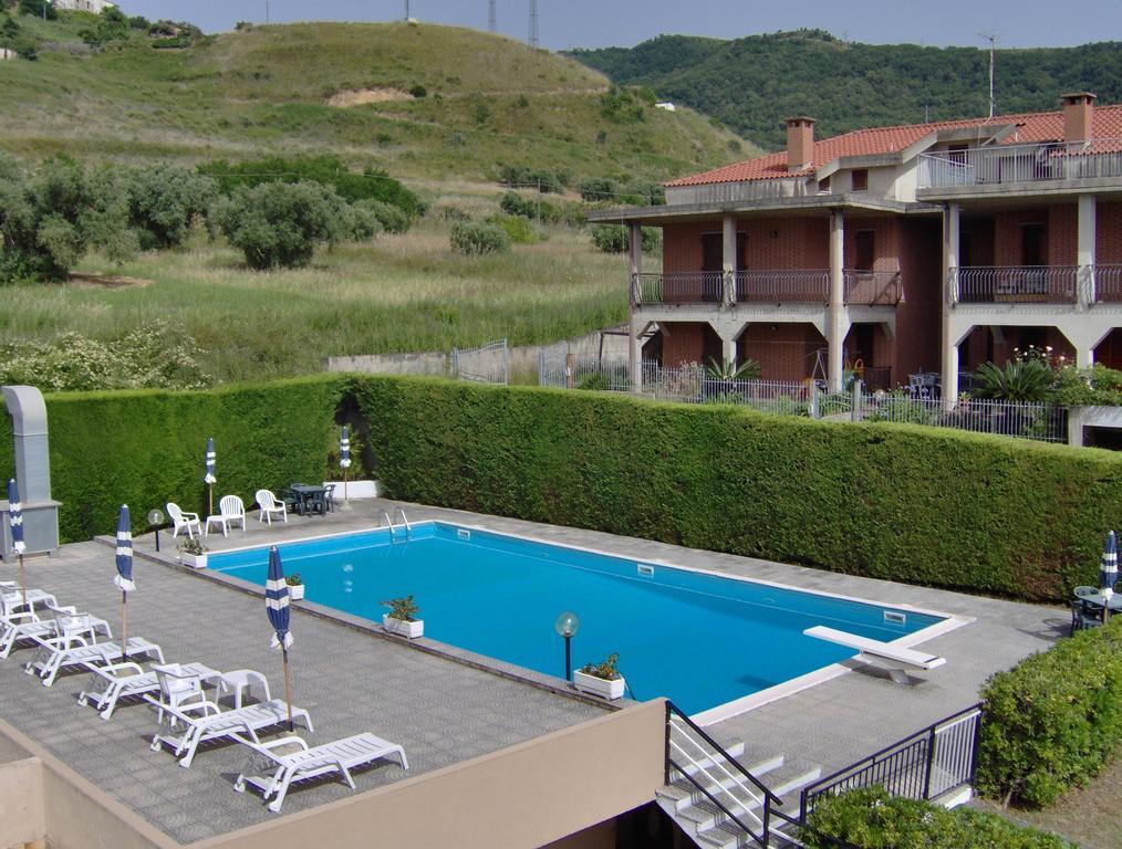 Hotel Svizzero Sangineto Kültér fotó